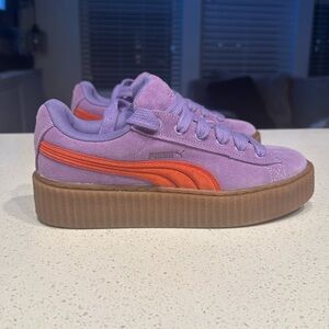 New Puma Fenty x Wmns Creeper Phatty
'Lavender Burnt Red'